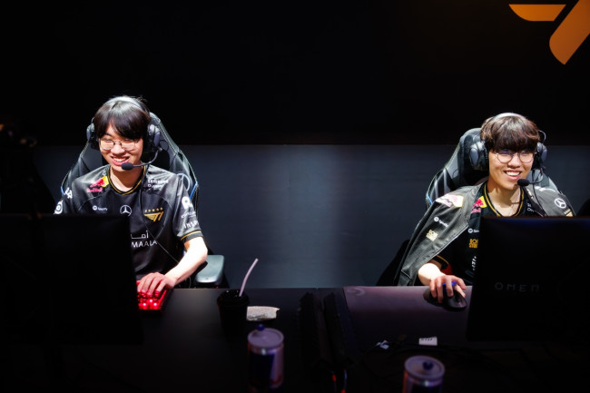 T1 '도란' 최현준(왼쪽)과 '오너' 문현준