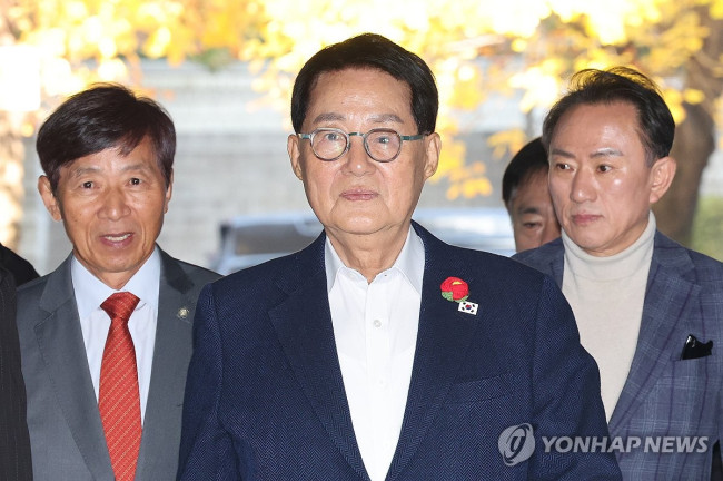 '서해 피격사건' 박지원 전 국정원장, 결심공판 출석