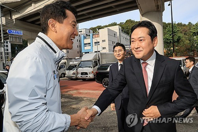 인사하는 장동혁 대표와 오세훈 서울시장