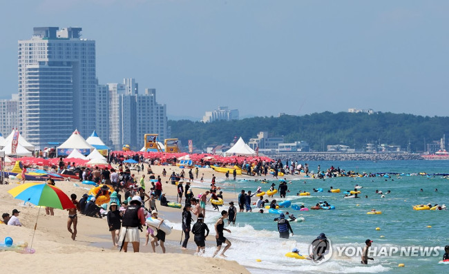 경포해수욕장에서 신나는 물놀이